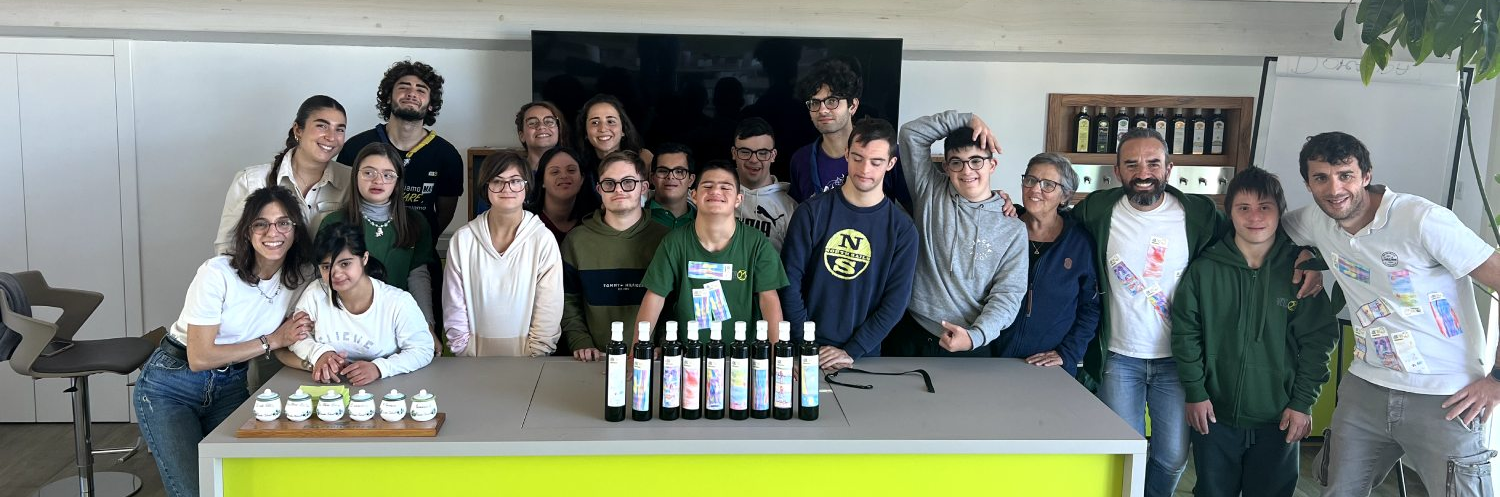 hoLI'IO - L’Olio con l’IO Dentro